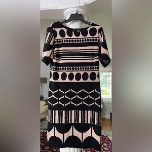 RM LL women’s size 12 geo print  Sheath dress short sleeve zipper at the back
